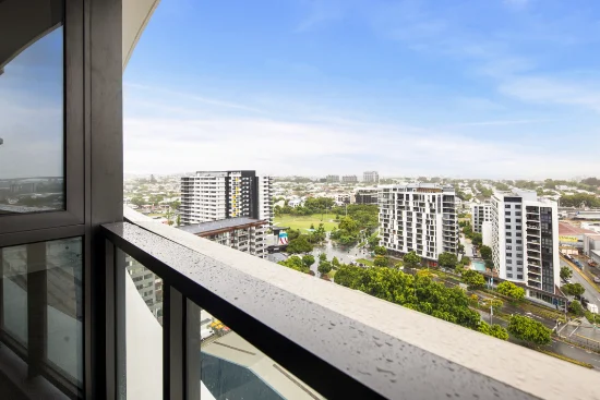 Unit 31509/15 Wharf Street, Hamilton, Qld 4007