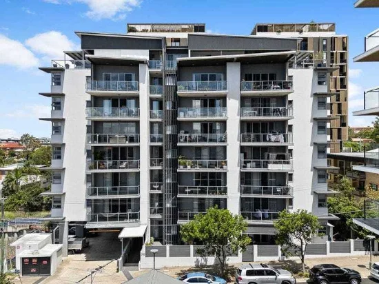 Unit 43/52 Latham Street, Chermside, Qld 4032