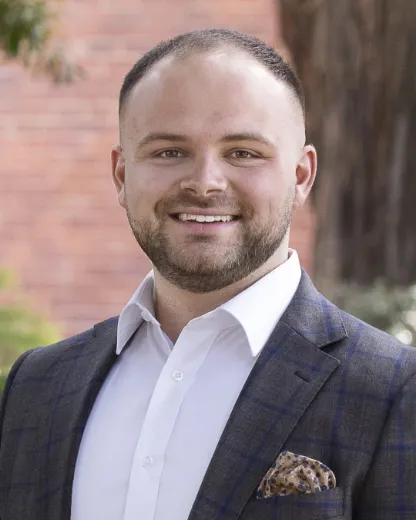 Ari Blias - Real Estate Agent at Barry Plant Manningham