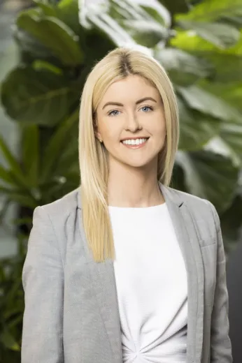 Melanie Dravitzki - Real Estate Agent at South Pacific Realty