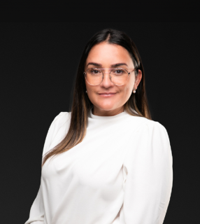 Noelia Stenvers - Real Estate Agent