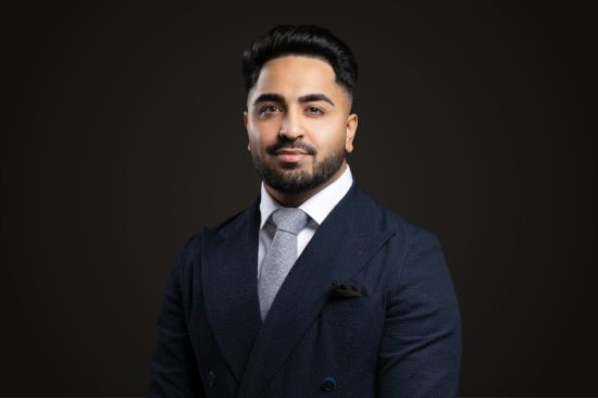 Ash  Singh - Real Estate Agent at Manor Real Estate