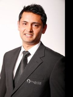 Ash Singh - Real Estate Agent