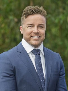 Ash Thompson - Real Estate Agent