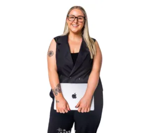 Ashleigh Ginn - Real Estate Agent