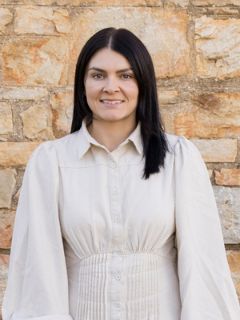 Ashlee Boughton - Real Estate Agent