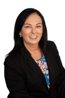 Athena Telling - Real Estate Agent