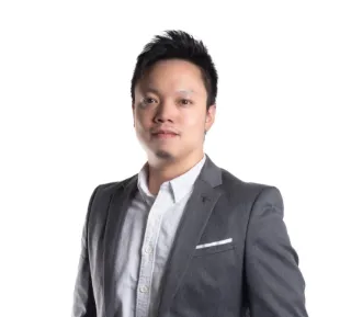Jonathan Lan - Real Estate Agent