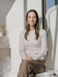 Ayla Baartz - Real Estate Agent