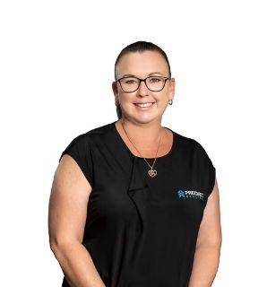 Karen Mutze - Real Estate Agent