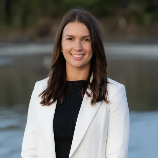 Cinamin RyanFrost - Real Estate Agent at Ray White Coffs Coast