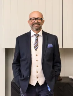 Aris  Giotas - Real Estate Agent