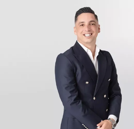 Justin Tong - Real Estate Agent at Hockingstuart Altona - ALTONA