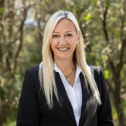 Vicki Peters - Real Estate Agent at Ray White Elevate Group