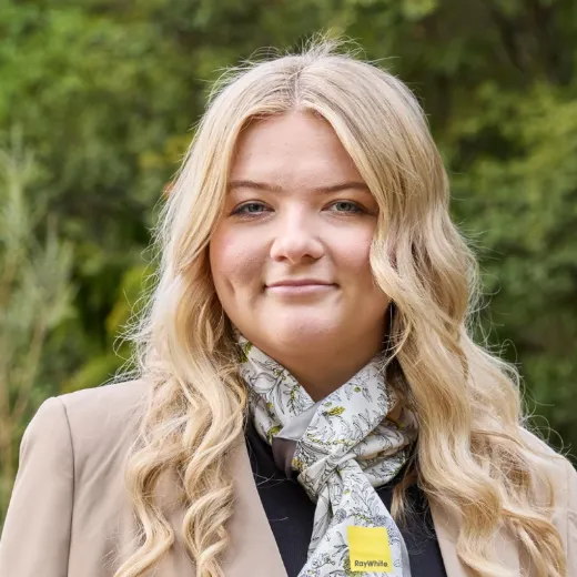 Isabella Evans - Real Estate Agent at Ray White Hobart