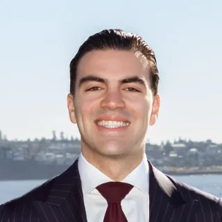Alexander Radoczy - Real Estate Agent