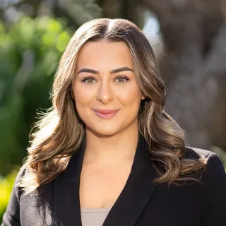 Monique Layoun - Real Estate Agent