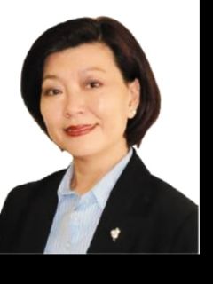 Beatrix  Chung - Real Estate Agent