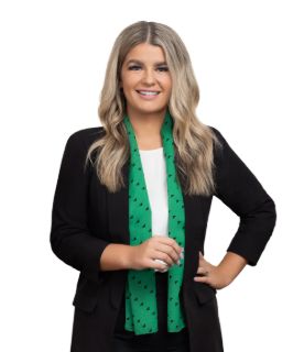 Bec Davis - Real Estate Agent