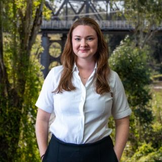 Bella Wright - Real Estate Agent