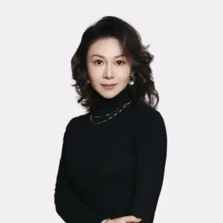 Belle Yin - Real Estate Agent