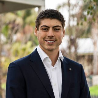 Benn Hall - Real Estate Agent