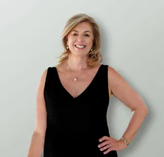 Bev  Heymans - Real Estate Agent