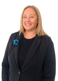 Beverly Derrick - Real Estate Agent