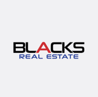Julie Lamb - Real Estate Agent