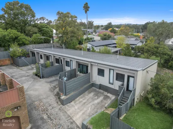 1 - 4/8 Chamberlain Road, Newborough, Vic 3825