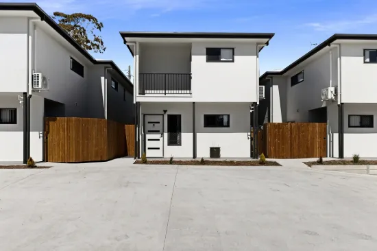 211 Carlton Terrace, Manly, Qld 4179