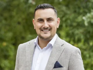 Nathan Papadopoulos - Real Estate Agent