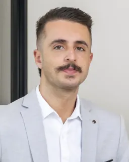 Nicholas Caputo - Real Estate Agent