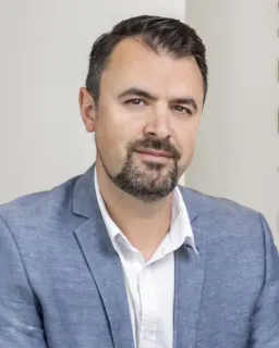 Nicholas Mallisioras - Real Estate Agent