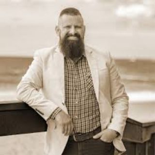 Bradley Milton - Real Estate Agent