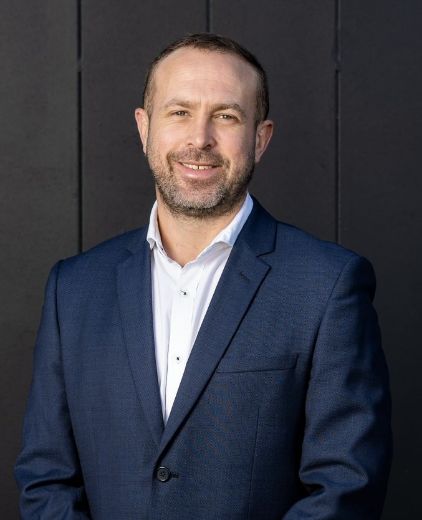 Brad  Wallace - Real Estate Agent at Raine & Horne - Newcastle