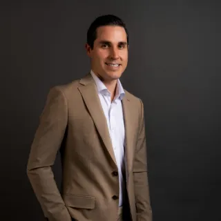 Bradley Peet - Real Estate Agent