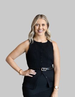 Bree Brown - Real Estate Agent