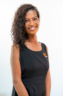 Brittney De Melo - Real Estate Agent