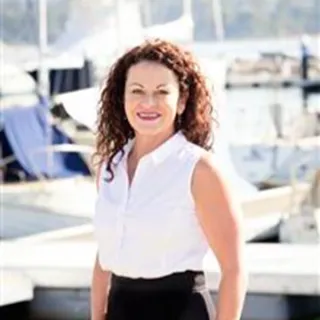 Bronwyn Geppert - Real Estate Agent