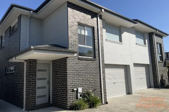 A steady investment opportunity - Defence Housing Australia

THE STORY....
