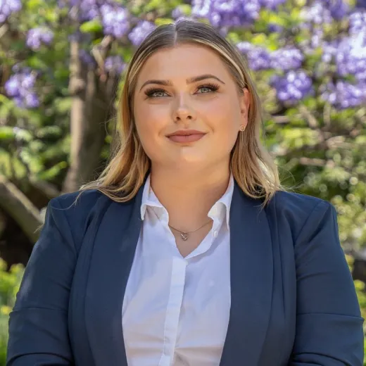 Shenae Sutherland - Real Estate Agent at Ray White - Sunshine