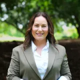 Larissa Holt - Real Estate Agent From - Ray White Kim Olsen Property