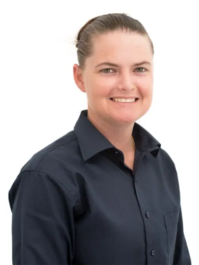 Alesha  Wilson - Real Estate Agent at DJ Smith Property - Cairns