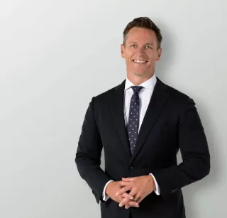 Simon Harrison - Real Estate Agent