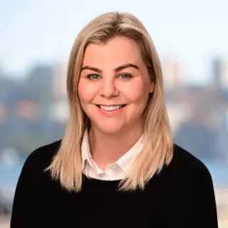 Suzy Gilmour - Real Estate Agent