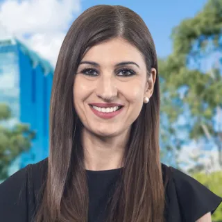 Julia Zeinoun - Real Estate Agent
