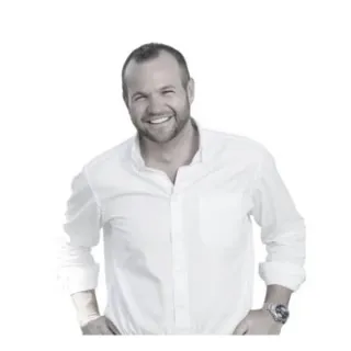 Cain  Beckett - Real Estate Agent