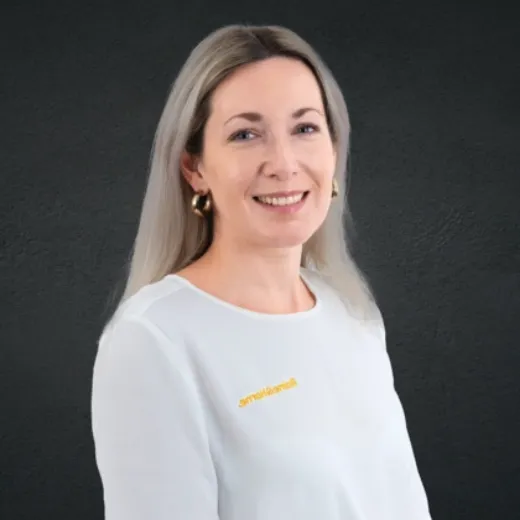 Caitie Hannan - Real Estate Agent at Raine & Horne Ettalong Beach & St Huberts Island - ETTALONG BEACH