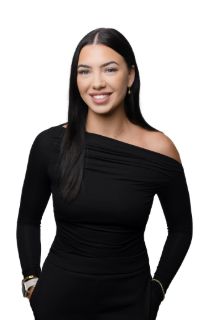 Caitlin Hunter - Real Estate Agent